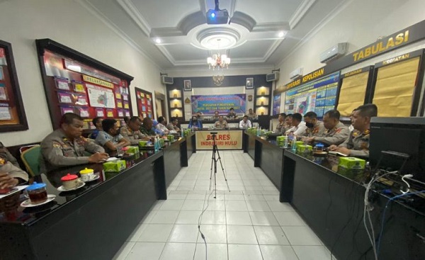 Jajaran Polres Inhu Ikuti Rakor Persiapan Pengamanan Nataru Bersama Asisten Operasi  Kapolri