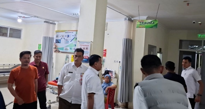 Bupati Kuansing Sambangi Puskesmas dan RSUD