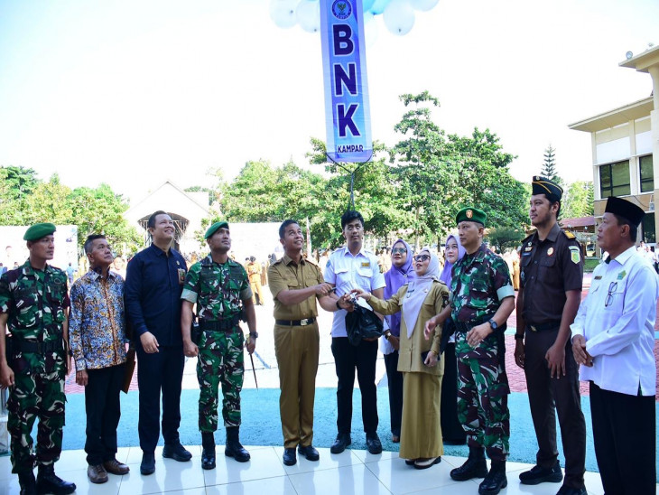 Bupati Kampar Peringati Harganas Ke-33 dan Hari Anti Narkotika Internasional