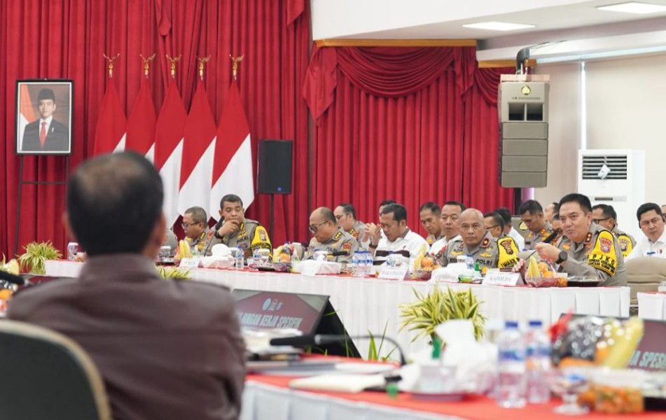 Komisi III DPR ke Polda Riau
