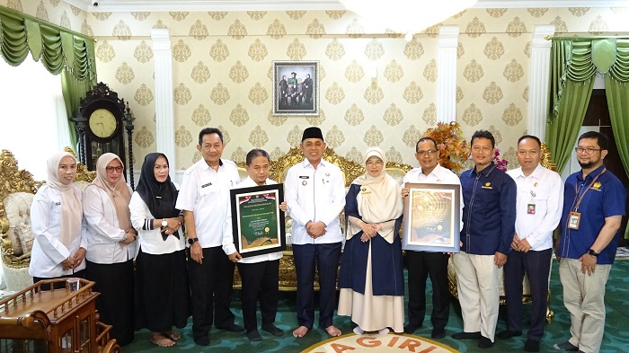 Pemkab Inhil  Terima Dua Penghargaan Dari Kementerian Keuangan RI