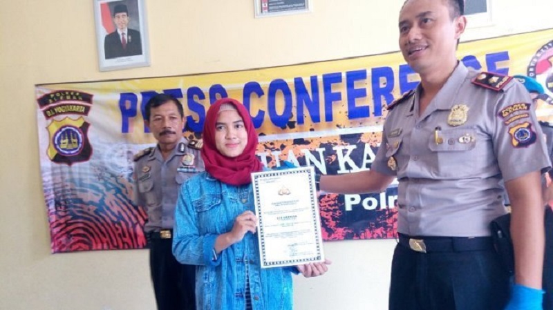 PERKENALKAN... Ini Cut Awlyina, Juara Karate Cantik yang Berani Ringkus Dua Penjambret