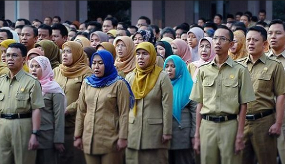 Terbelit Anggaran, Pemprov Riau Bakal Rumahkan Ribuan Honorer, Ini Kecaman DPRD...