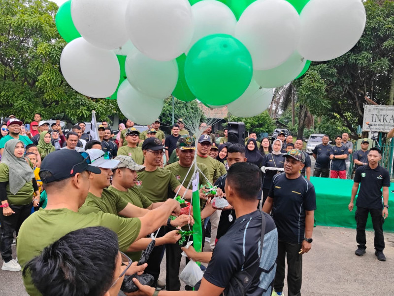 Ribuan Peserta Ikuti Jalan Santai HUT Ke-79 TNI di Mandau