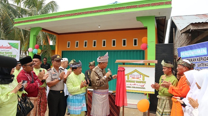 Wabup Syamsuddin Uti Resmikan Rumah Tahfidz Raudhatul Qur'an Desa Belantaraya
