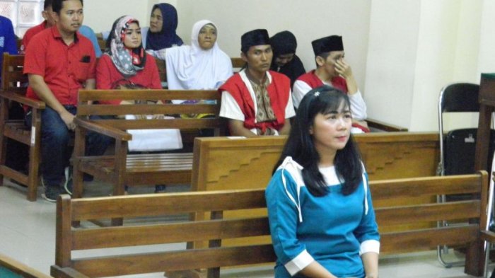 Ngamuk-ngamuk Usai Divonis dalam Kasus ITE, Masayu: Saya Bidan, Pikirin Nasib Saya, Mikir Dong...!!!