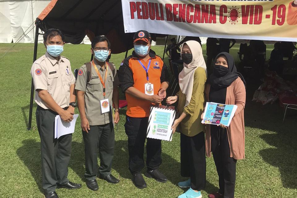 Mahasiswa KKN UNAND Bantu APD di RS Petala Bumi