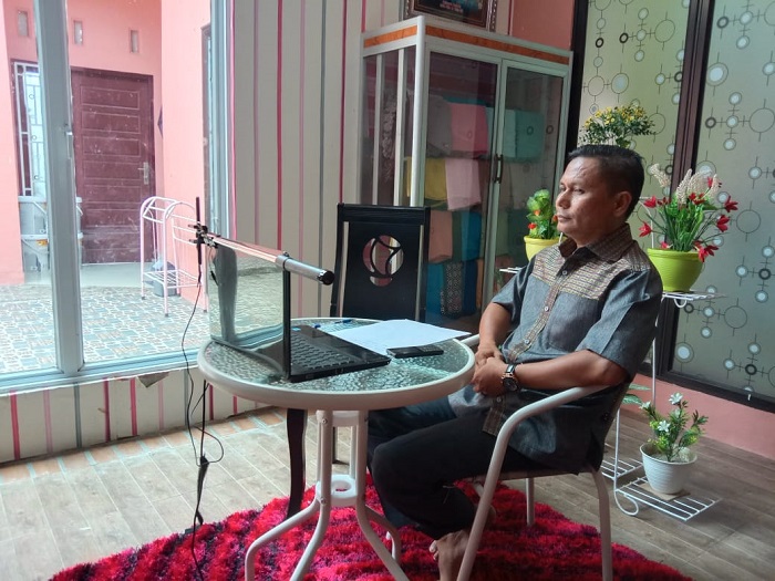 Tak Bisa Dihubungi Saat Belajar Online, Guru SMK Negeri 1 Rambah-Rohul Datangi Rumah Siswa