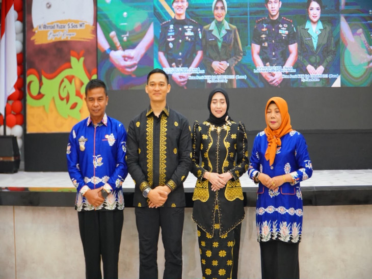 Momen Lepas Sambut Dandim 0313 /KPR Bupati Kampar Ucapkan selamat HUT ke-81 TNI