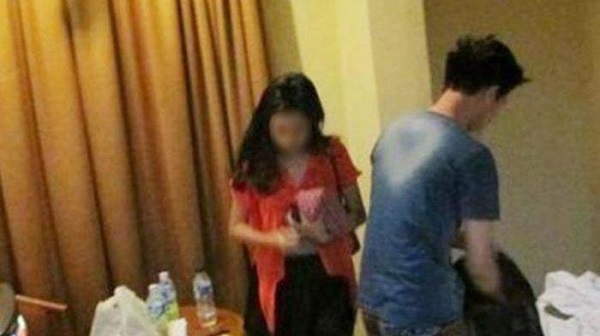 Mudik dari Jakarta karena Corona, Suami Tangkap Basah Istri Indehoi sama Kepala Desa