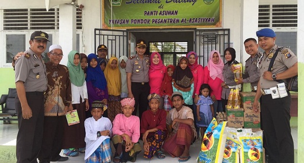 Polsek Bangko Berikan Sembako untuk Panti dan Pondok Pesantren
