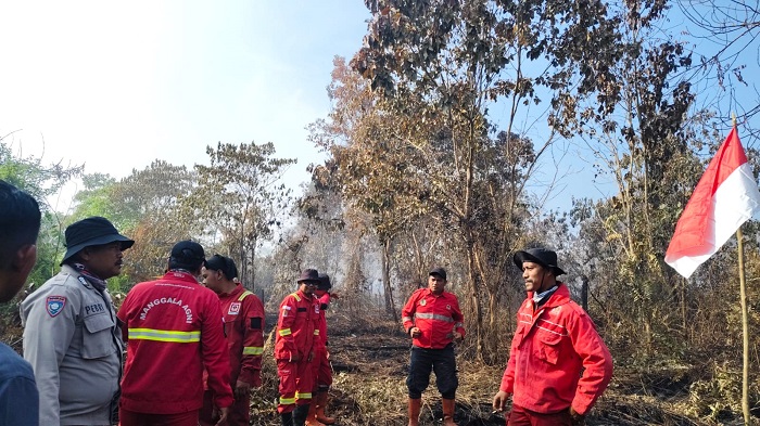 Cerita Manggala Agni Riau Peringati Kemerdekaan RI di Medan Kebakaran Hutan