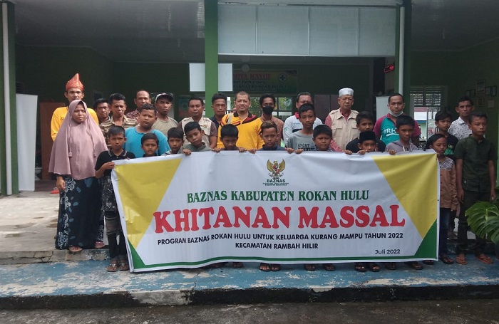 Baznas Rohul Lakukan Khitanan Massal di Tiga Kecamatan