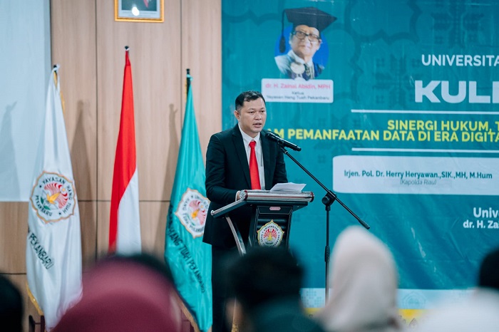 UHT Pekanbaru Undang Praktisi IT dari Jerman saat Kuliah Umum Mahasiswa Baru
