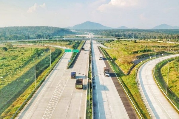 HOREE... 11 Ruas Tol Lagi Selesai Akhir 2021,  Di antaranya di 5 Ada di  Trans Sumatera, Berikut Datanya...