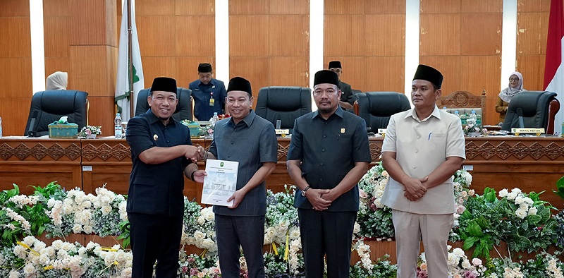 Pemkab Siak  Sampaikan LKPj 2024 pada DPRD