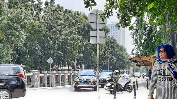 Sejumlah Menteri Jokowi Datangi  RSPAD, Diantaranya Agus Gumiwang, Bambang Brojonegoro Kabarnya Juga Ada Erick Thohir, Ada Apa?