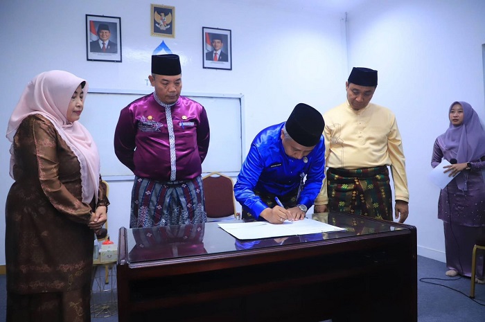 Suryana Hakim Ditunjuk Sebagai Dewan Pengawas Merangkap Plt. Direktur Perumdam Tirta Siak