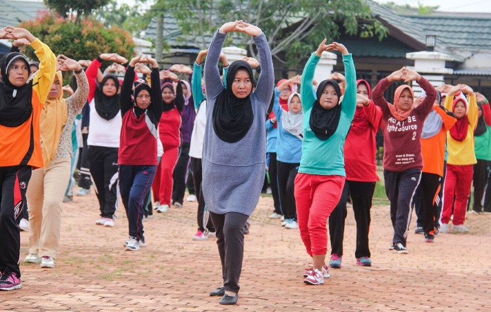 Ketua PKK Inhil Ikut Senam Sehat di Halaman Kantor Bupati Inhil