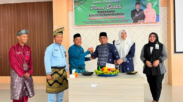 Kakanwil Kemenag Riau Hadiri Pisah Sambut Kepala Kemenag Kota Dumai