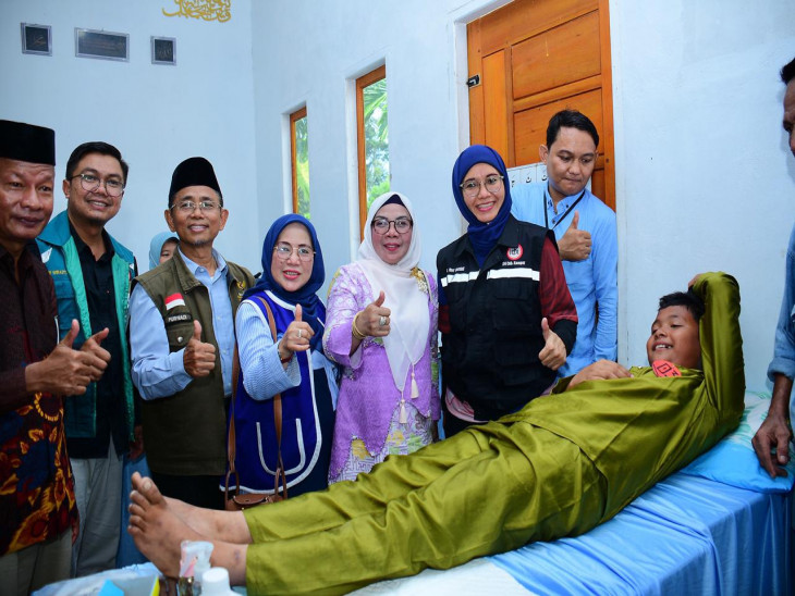 Wakil Bupati Kampar Hadiri dan Buka Khitan Massal untuk Anak-anak Desa Tambang Kec. Tambang