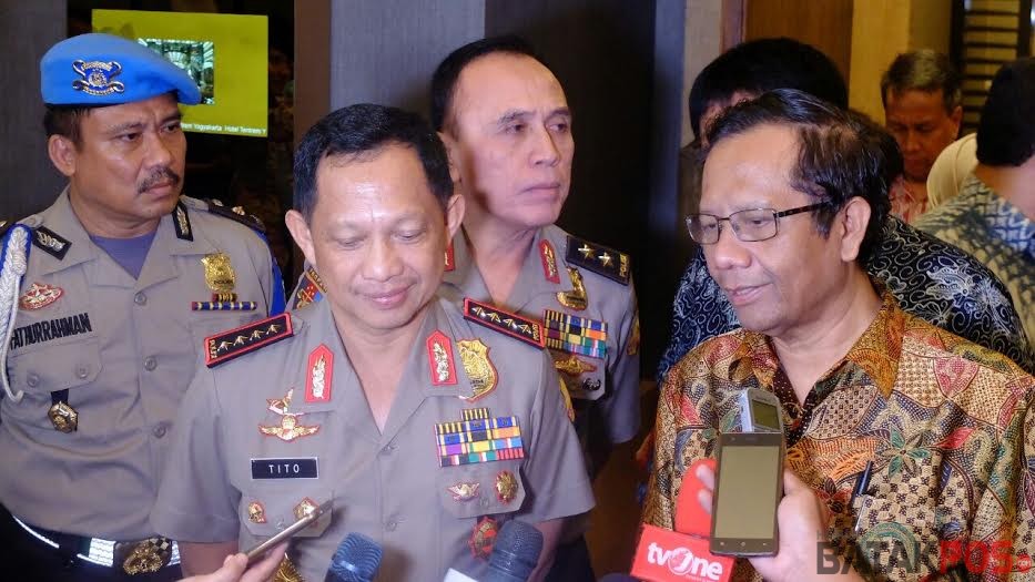 Sudah Diprediksi Sejak 2010 Lalu, Mahfud Md Doakan Tito Karnavian Jadi Presiden 2024, Khofifah Wakilnya