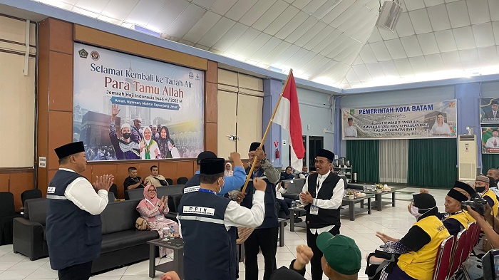Alhamdulillah, Jamaah Haji BTH 03   Tiba di Pekanbaru