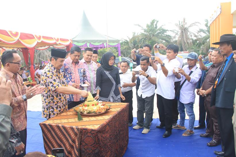 Hadiri HUT Kandis ke 13, Syamsuar Ingatkan Persaingan MEA
