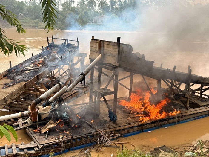 Polsek Cerenti Tindak Lanjuti Laporan Aktivitas PETI di Sungai Kuantan