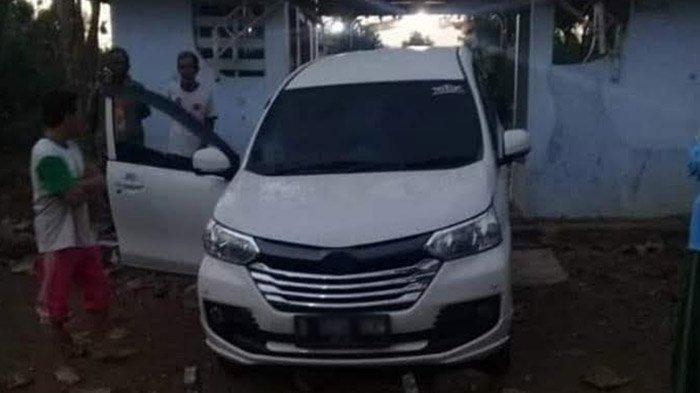 Seram! Mobil Xenia Putih Tiba-tiba Terjebak di Kuburan, Sopir Tidur di Nisan hingga Pagi Hari, Disangka Rumahnya