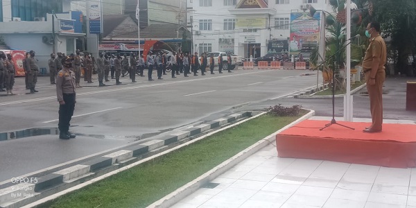 Bupati Rohil Pimpin Upacara Operasi Yustisi Penegakan Hukum Protokol Kesehatan  Covid 19