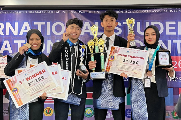 Bersaing dengan 8 Negara, Mahasiswa Unri Tampil sebagai Juara Umum