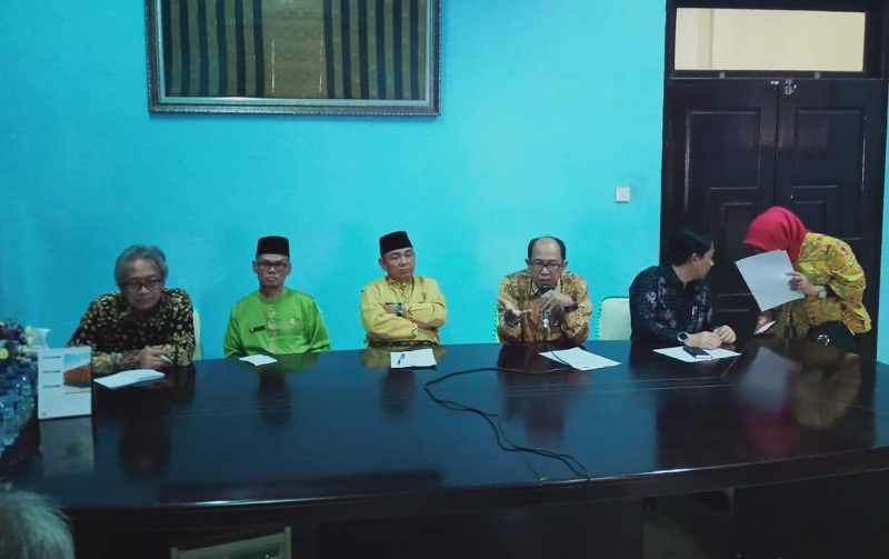 Poktan Ternak Sapi di Pelalawan Susah Dapatkan Pakan, Beni Mangolo: Perusahaan Banyak, Tapi Tak Ada yang Mau Bantu