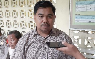 KPU Pelalawan Berhentikan Sementara  Ketua PPK Pangkalan Kuras