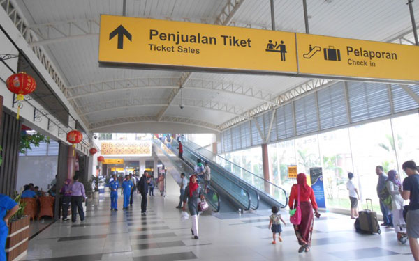 SEPI PENUMPANG, Lion dan City Link Batalkan Enam Penerbangan di Bandara SSK II Pekanbaru