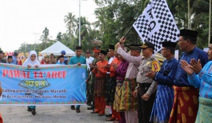 Wabup Said Hasyim Lepas Pawai Taaruf MTQ Kabupaten Kepulauan Meranti di Desa Semukut
