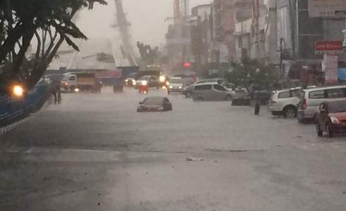 BENAR-BENAR BERKUAH...Sejumlah Daerah Cekungan Pekanbaru Dihajar Banjir...