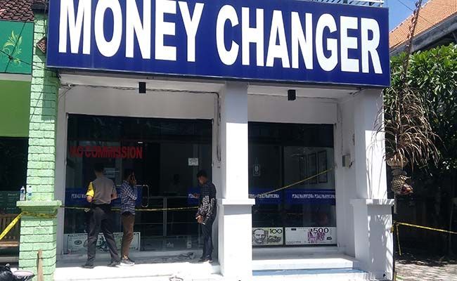 DORRR...Polisi Tembak Mati Pria Rusia yang Merampok Money Changer BMC, 1 Lagi Kritis
