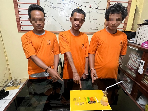 Polsek Kuantan Hilir Amankan Tiga Pengguna Narkotika Jenis Sabu