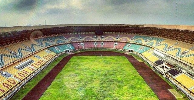 Gubri Janji, Masalah Jembatan Siak IV dan Stadion Utama Selesai Sebelum Masa Jabatannya Berakhir