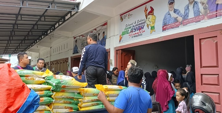 Pemprov Riau Segera Lakukan Pasar Murah Tekan Harga Bahan Pokok