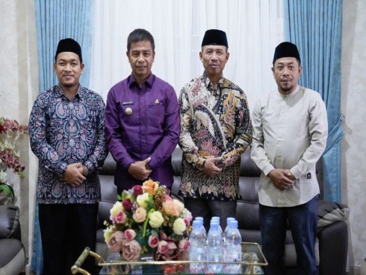 Bupati Kampar Sambut Silaturahmi Pimpinan Ponpes Gontor Putri 7, Bahas Persiapan Peringatan 100 Tahun Pondok Modern Gontor