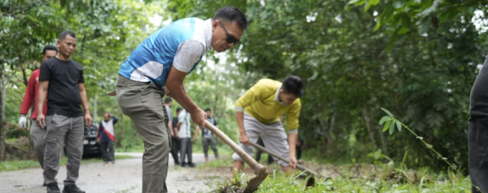 Kominfoss Kuansing Gelar Gotong Royong