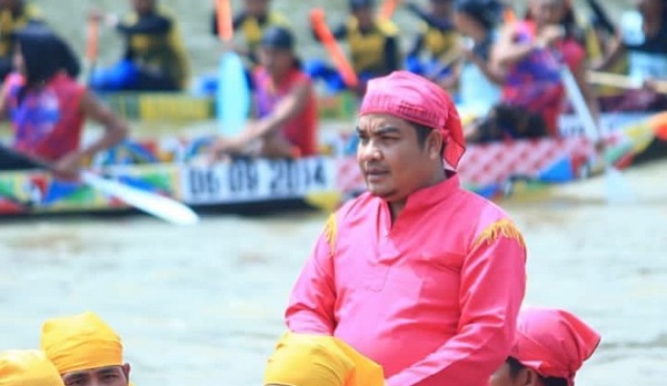 Luncurkan Pena Kuansing, Jurnalis di Kuansing Ikut Bertarung di Pacu Jalur Tapian Narosa