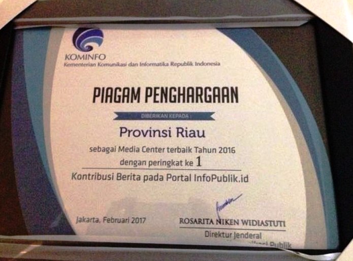 HEBAT... Media Center Pemprov Riau Sabet Dua Penghargaan