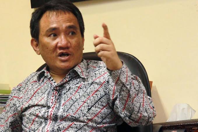 Satire! Andi Arief Ngaku 12 Jam Menangis Dengar Penjelasan Prabowo Soal Jokowi, 'Air Mata Tumpah 7 Liter'