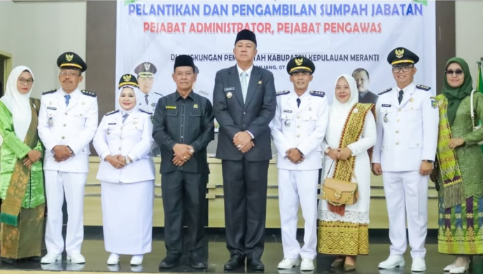 Tak  Ada Dendam Politik, Wabup Muzamil Lantik 28 Pejabat Administrator dan Pengawas