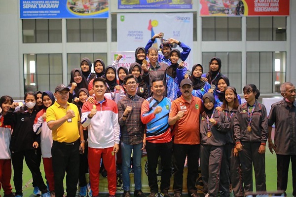 Pekanbaru Juara Umum Sepak Takraw POPDA Riau