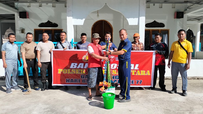 Polsek Tambusai Utara Bakti Religi Serta Bansos di Masjid dan Gereja