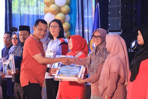Puskesmas Tenayan Raya Raih Penghargaan Terbaik 1 Ramah Anak se Pekanbaru
